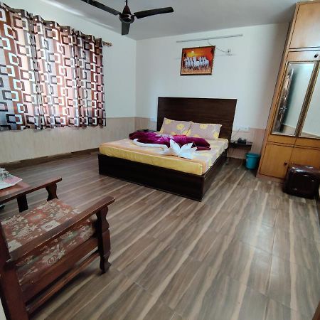 Hotel Alankar Manāli Esterno foto