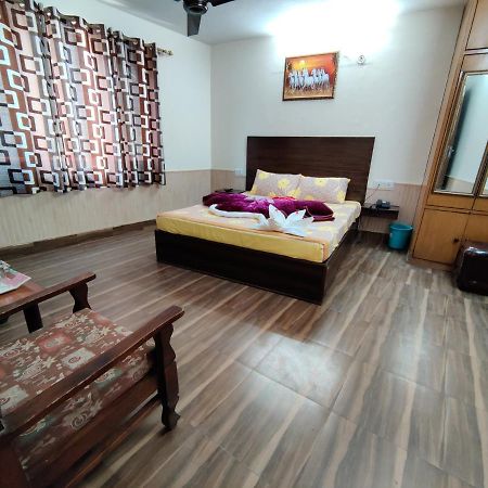 Hotel Alankar Manāli Esterno foto